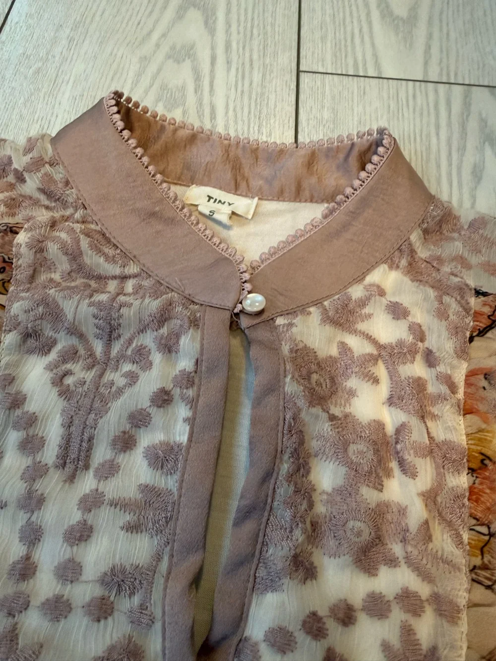 Anthropologie Tiny high neck pink floral embroidered ruffle blouse cream small - Picture 5 of 9